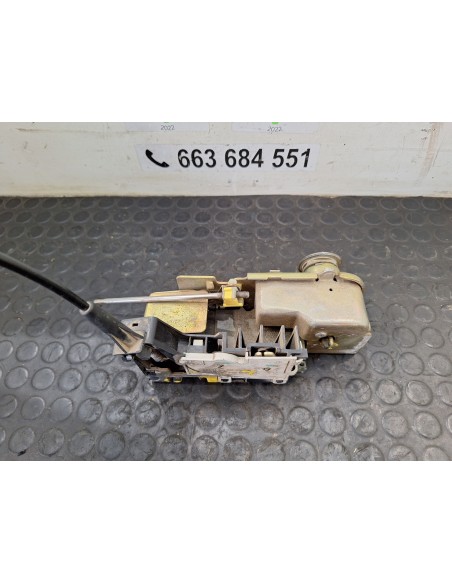 [110678] CERRADURA PUERTA LATERAL IZQUIERDA - FORD TRANSIT (01/1979 - ...)