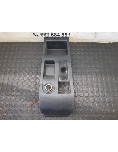 [110657] PLASTICO INTERIOR - IVECO EUROCARGO TECTOR (01/2001 - 12/2003)