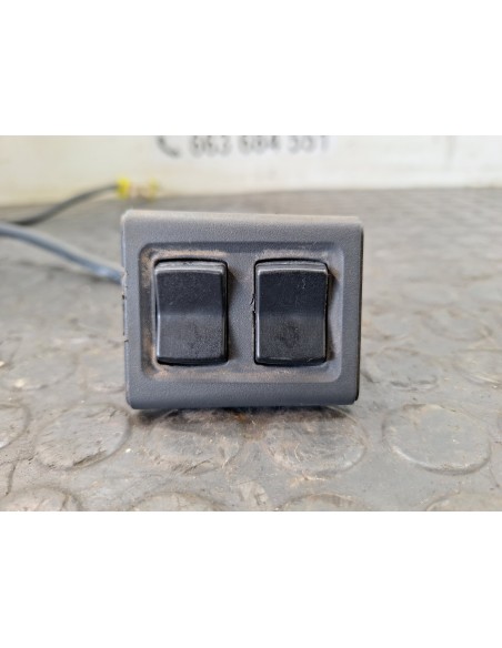 [110628] MANDO ELEVALUNAS DELANTERO IZQUIERDO  - NISSAN L35.95