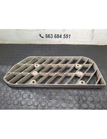 [110597] PISADERA - VOLVO FL 7