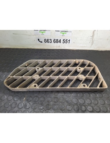 [110596] PISADERA - VOLVO FL 7