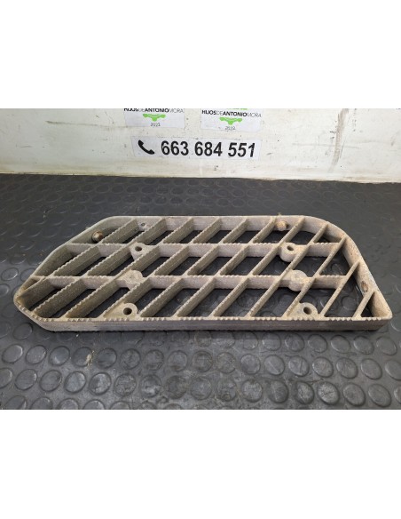 [110596] PISADERA - VOLVO FL 7