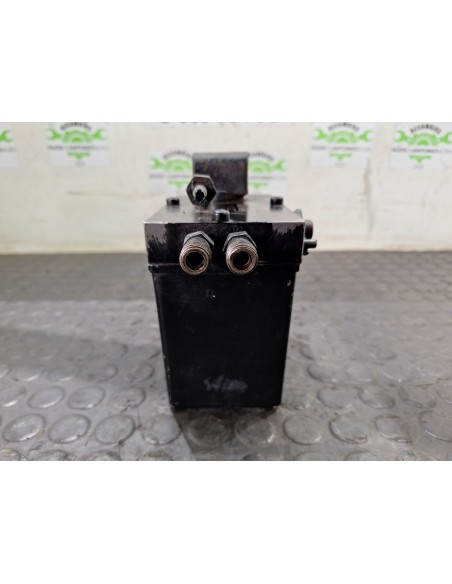 [110595] BOMBA ELEVAR CABINA - VOLVO FL 10 (01/1986 - 01/1998)