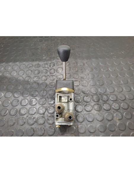 [110593] VALVULA BLOQUEO - VOLVO FL 10 (01/1986 - 01/1998)