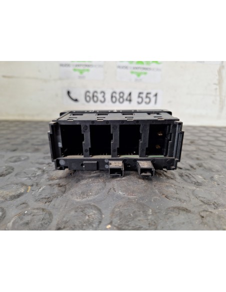 [110478] BOTONERA - MERCEDES ACTROS 2-EJES 6-CIL. SERIE/BM (01/1996 - 12/2003)