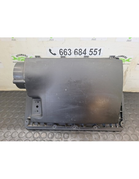 [110436] TAPA  - MERCEDES SPRINTER 02.00 - CAJA CERRADA (01/1999 - 01/2006)