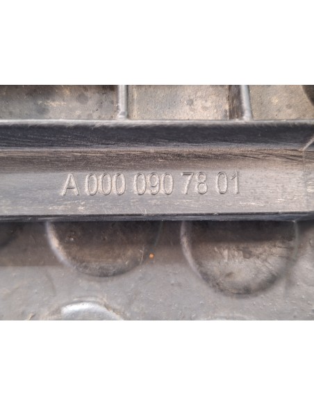 [110435] TAPA  - MERCEDES SPRINTER 02.00 - CAJA CERRADA (01/1999 - 01/2006)