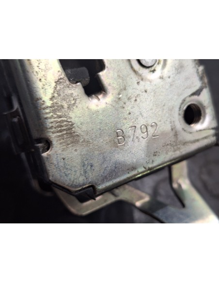 [110406] CERRADURA PUERTA DELANTERA DERECHA - PEUGEOT BOXER CAJA CERRADA (01/2014 - 01/2016)