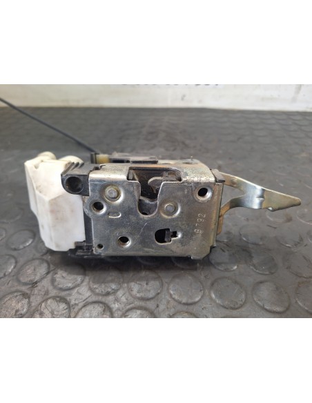 [110406] CERRADURA PUERTA DELANTERA DERECHA - PEUGEOT BOXER CAJA CERRADA (01/2014 - 01/2016)