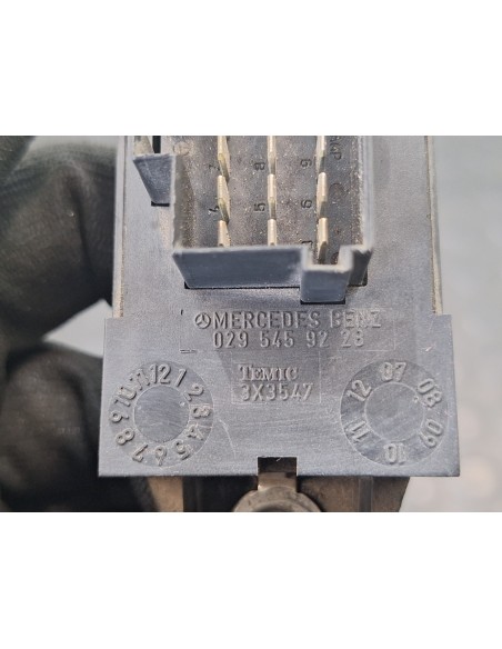 [110402] RELE - MERCEDES ATEGO 2-EJES 18 T /BM 950/2/4 (01/1997 - 12/2004)