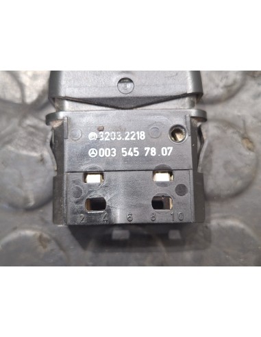 [110394] BOTON - MERCEDES ATEGO 2-EJES 18 T /BM...