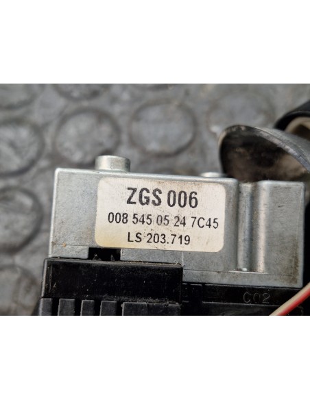 [110379] MANDO CONTROL CRUCERO - MERCEDES ATEGO 2-EJES 18 T /BM 950/2/4 (01/1997 - 12/2004)