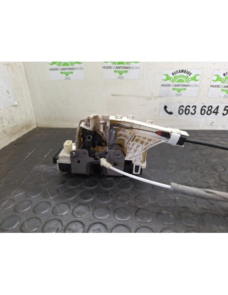 [110370] CERRADURA PUERTA DELANTERA IZQUIERDA  - MERCEDES SPRINTER 02.00 - CAJA CERRADA (01/1999 - 01/2006)