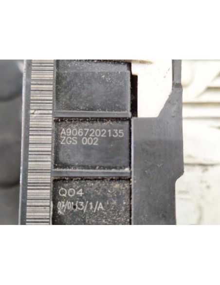 [110370] CERRADURA PUERTA DELANTERA IZQUIERDA  - MERCEDES SPRINTER 02.00 - CAJA CERRADA (01/1999 - 01/2006)