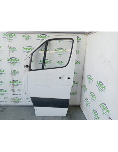 [110369] PUERTA DELANTERA IZQUIERDA - MERCEDES...