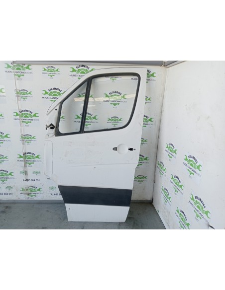 [110369] PUERTA DELANTERA IZQUIERDA - MERCEDES SPRINTER 02.00 - CAJA CERRADA (01/1999 - 01/2006)