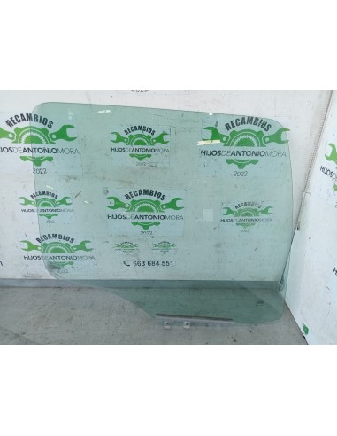 [110367] LUNA DELANTERA DERECHA - MERCEDES...