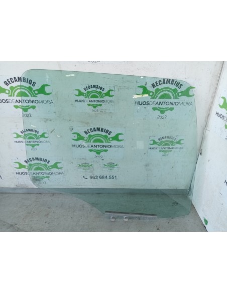 [110367] LUNA DELANTERA DERECHA - MERCEDES ATEGO 2-EJES 18 T /BM 950/2/4 (01/1997 - 12/2004)