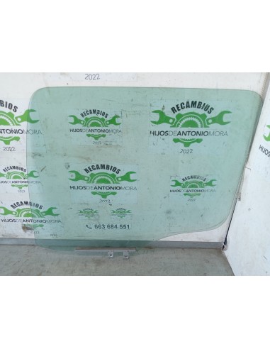 [110367] LUNA DELANTERA DERECHA - MERCEDES...