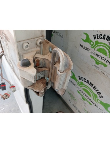 [110366] PUERTA DELANTERA DERECHA - MAN TGX...