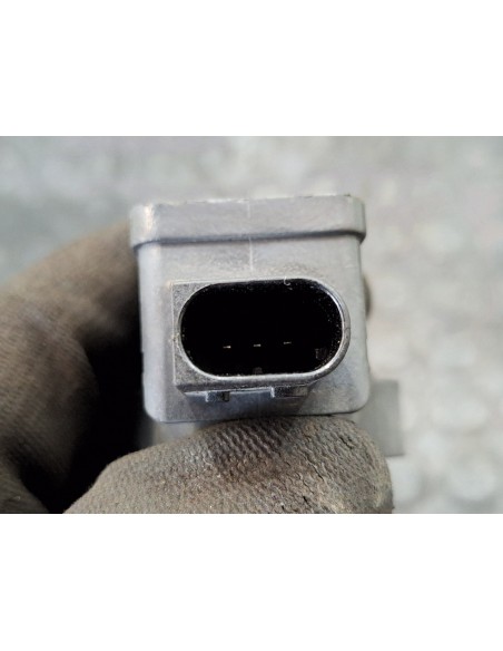 [110347] VALVULA NIVELADORA SUSPENSION - MERCEDES ATEGO 2-EJES 18 T /BM 950/2/4 (01/1997 - 12/2004)