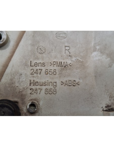 [110345] PILOTO DELANTERO DERECHO - MERCEDES ATEGO 2-EJES 18 T /BM 950/2/4 (01/1997 - 12/2004)