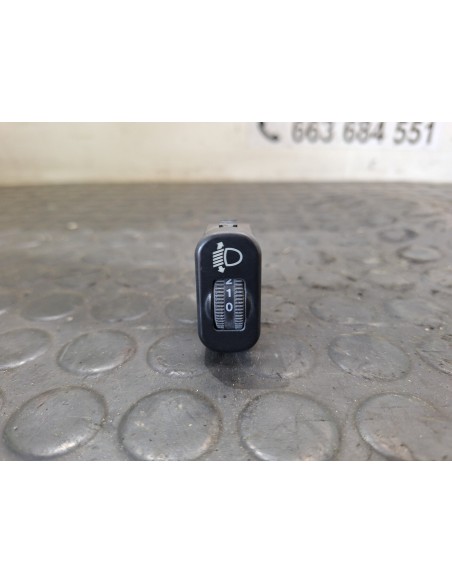 [110340] MANDO REGULADOR DE LUCES - MERCEDES SPRINTER 02.00 - CAJA CERRADA (01/1999 - 01/2006)