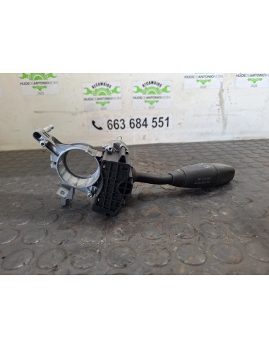 [110332] MANDO LUCES/LIMPIA/INTERMITENCIA -...