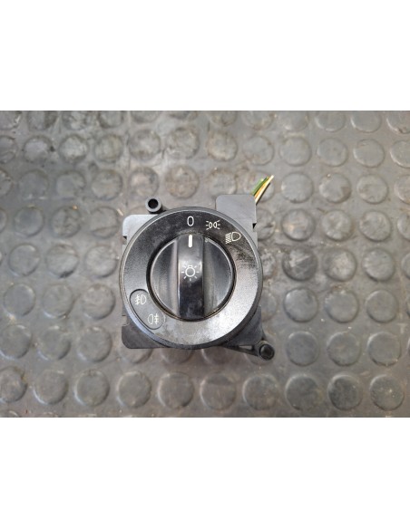 [110320] RULETA LUCES - MERCEDES SPRINTER 02.00 - CAJA CERRADA (01/1999 - 01/2006)