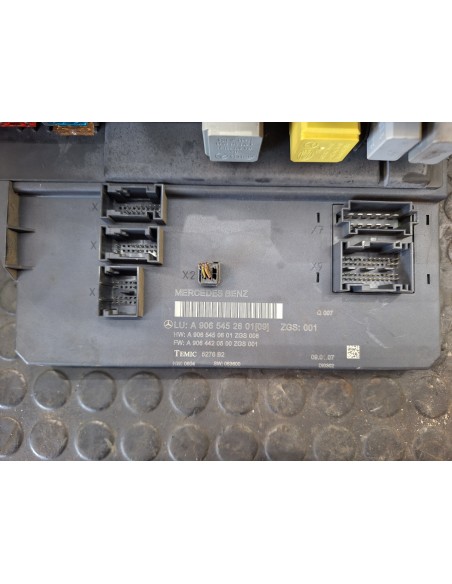 [110313] CAJA RELES / FUSIBLES - MERCEDES SPRINTER 02.00 - CAJA CERRADA (01/1999 - 01/2006)