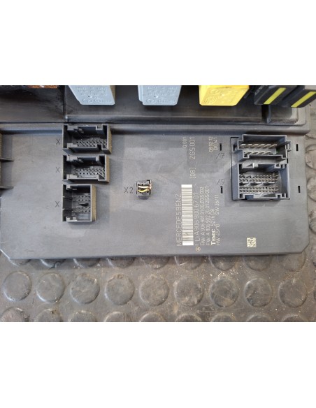 [110311] CAJA RELES / FUSIBLES - MERCEDES SPRINTER 02.00 - CAJA CERRADA (01/1999 - 01/2006)