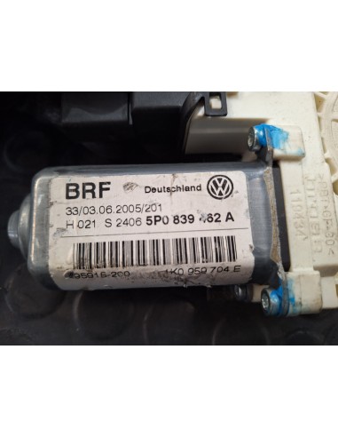 [110306] MOTOR ELEVALUNAS TRASERO DERECHO -...