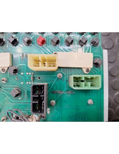 [110281] CUADRO INSTRUMENTOS - IVECO DAILY CAJA...