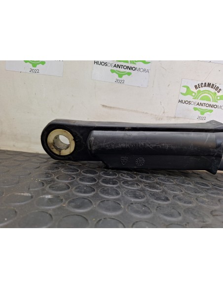 [110271] BOTELLA ELEVAR CABINA - MERCEDES ATEGO 2-EJES 18 T /BM 950/2/4 (01/1997 - 12/2004)