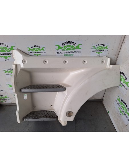 [110230] GUARDABARROS BAJO CABINA IZQUIERDO - MAN TGX 35.XXX (01/2007 - ...)
