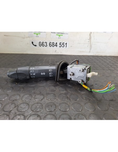 [110206] MANDO LUCES/LIMPIA/INTERMITENCIA - IVECO EUROCARGO TECTOR (01/2001 - 12/2003)