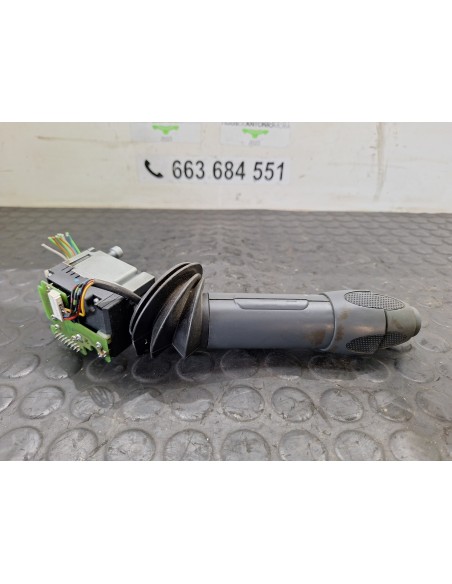 [110206] MANDO LUCES/LIMPIA/INTERMITENCIA - IVECO EUROCARGO TECTOR (01/2001 - 12/2003)