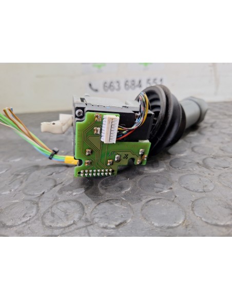 [110206] MANDO LUCES/LIMPIA/INTERMITENCIA - IVECO EUROCARGO TECTOR (01/2001 - 12/2003)