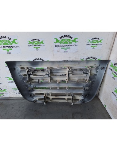 [110202] REJILLA DELANTERA - DAF SERIE...