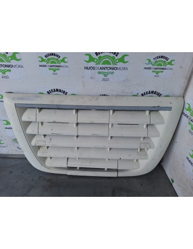 [110202] REJILLA DELANTERA - DAF SERIE...