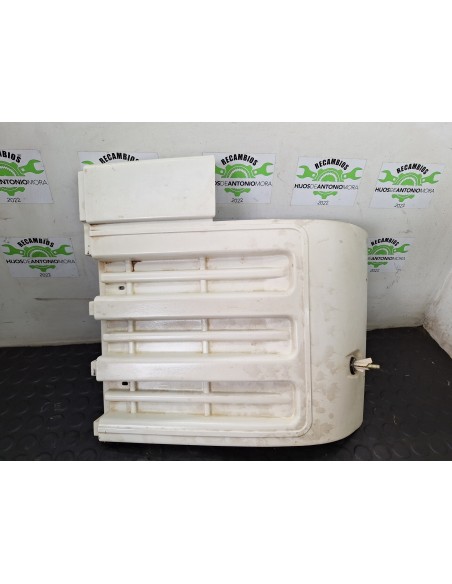 [110189] REJILLA LATERAL - NISSAN ECO - T 100.45/78 KW/E2 (01/1996 - ...)