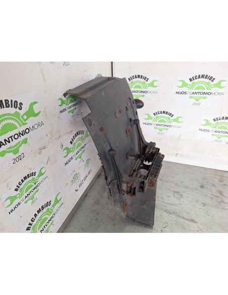 [110158] GUARDABARROS FIJO CABINA DERECHO - IVECO EUROCARGO TECTOR (01/2001 - 12/2003)