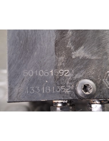 [110156] BOMBA ELEVAR CABINA - RENAULT MAGNUM...