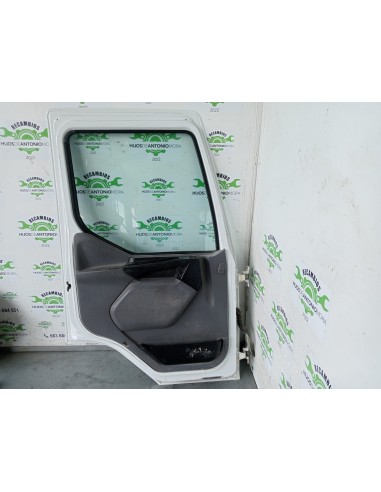 [110128] PUERTA DELANTERA IZQUIERDA - RENAULT...