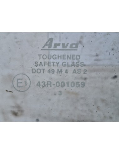 [110091] LUNA DELANTERA DERECHA - MAN LE 140