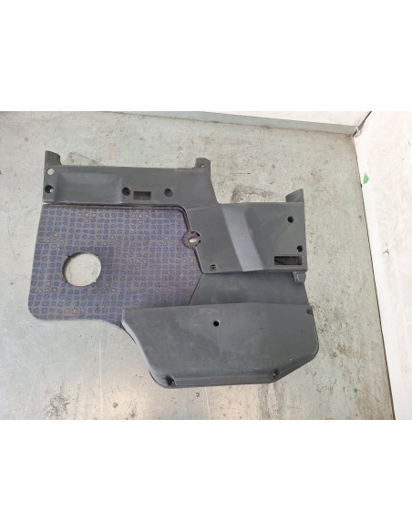 [110082] GUARNECIDO PUERTA DELANTERA DERECHA - MAN TG-M 18.XXX