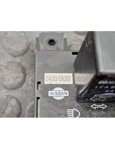 [110047] CAJA RELES / FUSIBLES - NISSAN ECO - T 135.75/100 KW