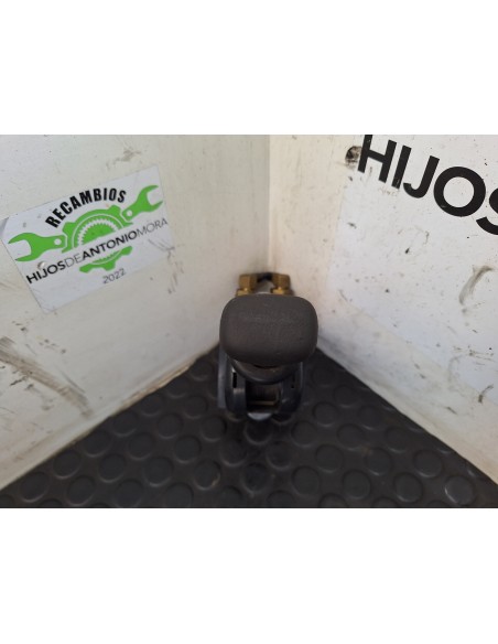 [110027] PALANCA FRENO DE MANO - MAN LE 140