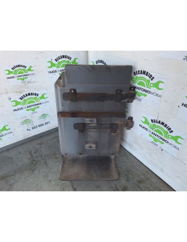 [109912] GUARDABARROS FIJO CABINA IZQUIERDO -...