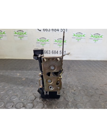 [109883] CERRADURA PUERTA DELANTERA DERECHA - RENAULT HD 300.18 / 26 PREMIUM E2 (01/1996 - 12/2001)